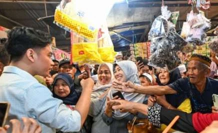 Kunjungan Wakil Presiden Gibran ke Pasar Tradisional: Dorong Ekonomi Rakyat